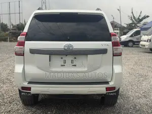 Toyota Land Cruiser Prado 4.0 Petrol TX-L 2017 White