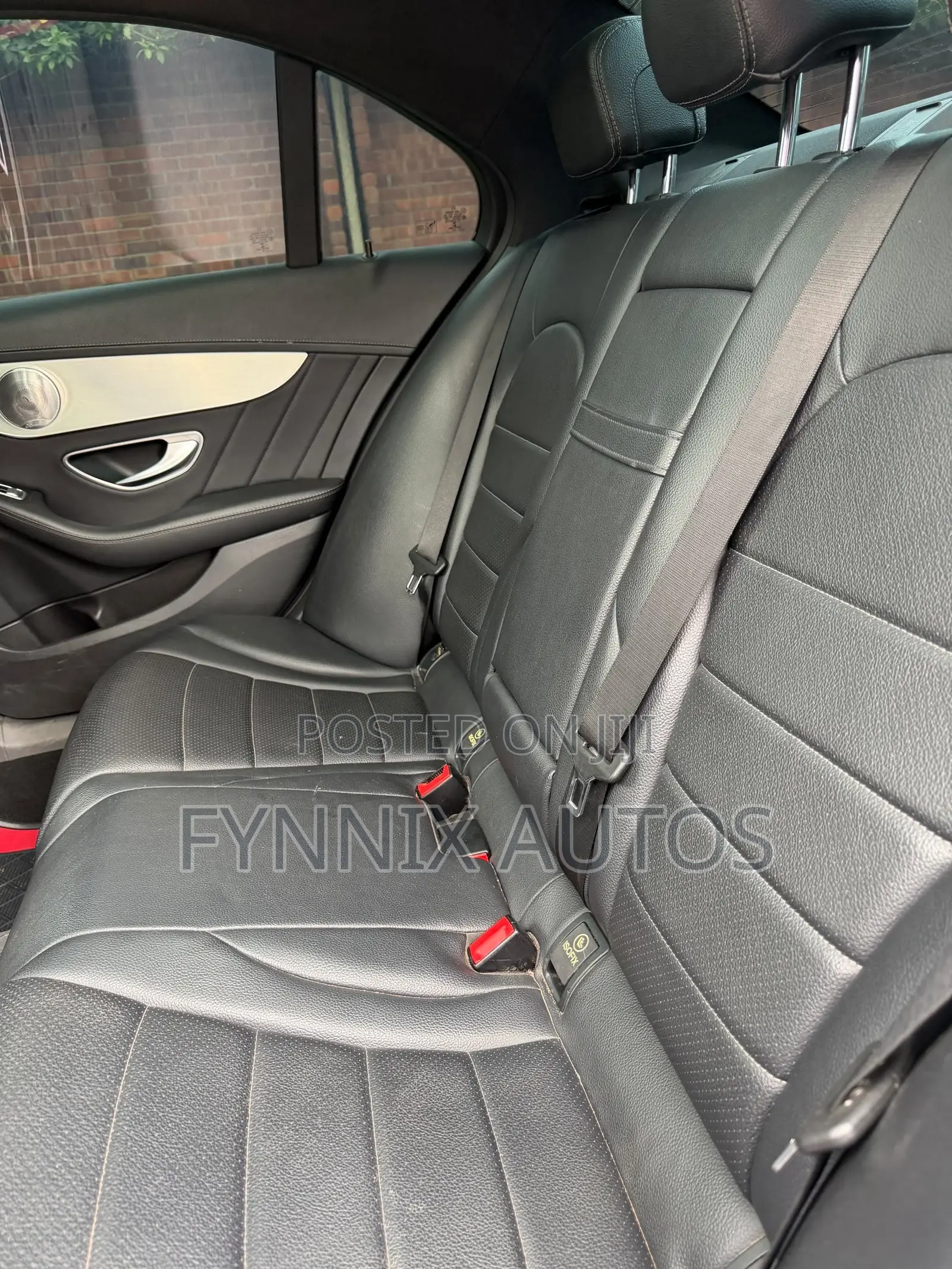 Mercedes-Benz C300 Base Sedan RWD (2.0L 4cyl 7A) 2016 Gray