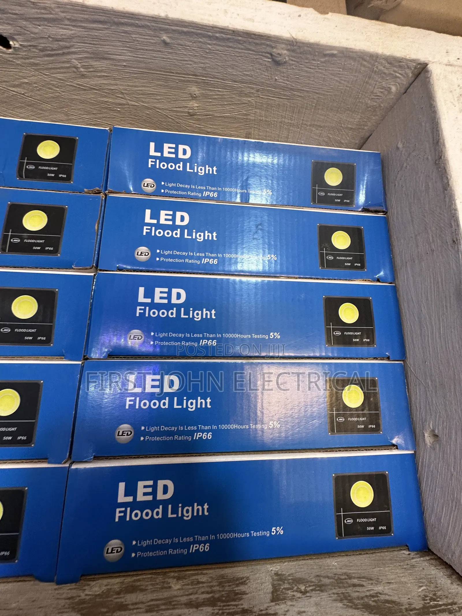 Led Flood Light 100watt(black)