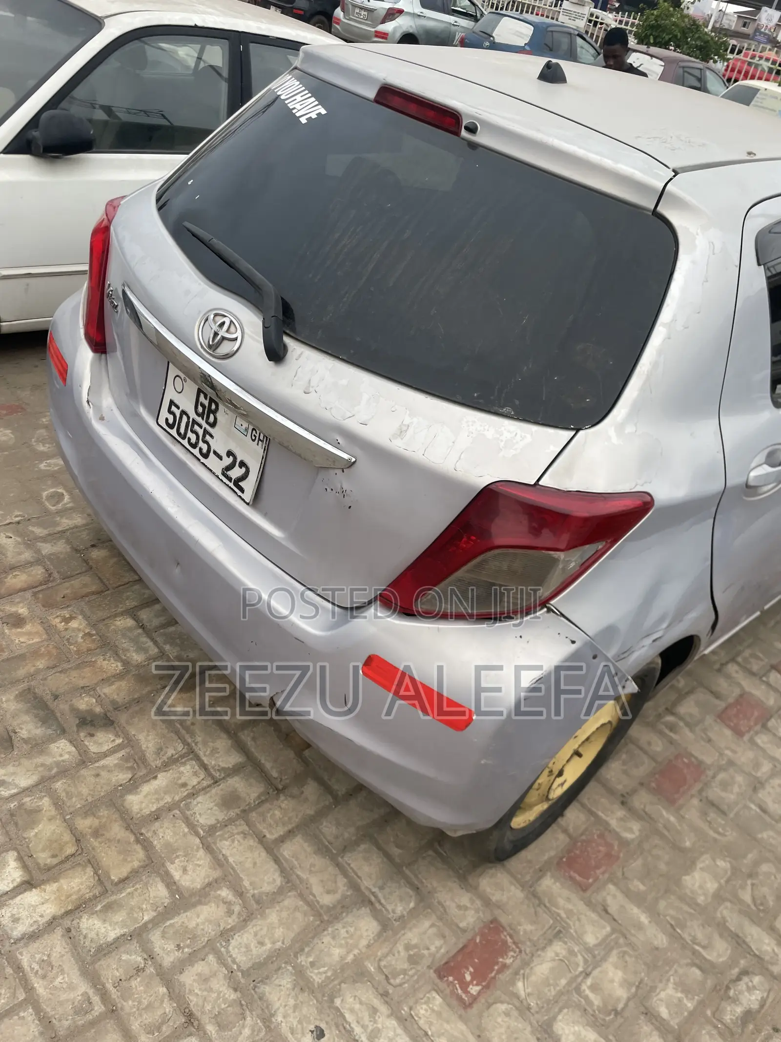 Toyota Vitz 1.3 AWD 5dr 2012 Gray