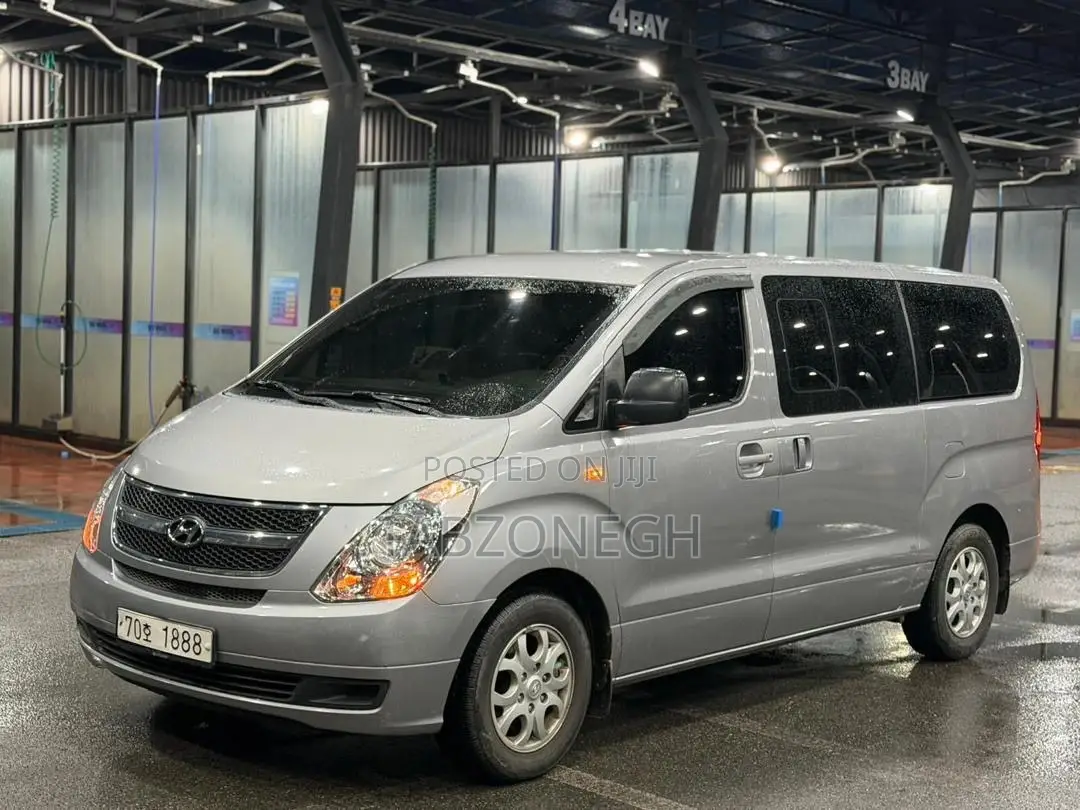 Hyundai H300 2015 Silver