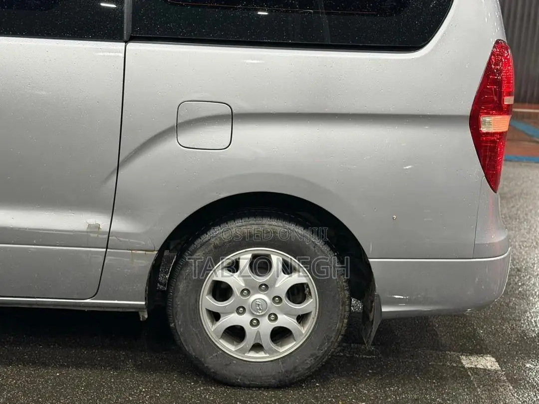Hyundai H300 2015 Silver