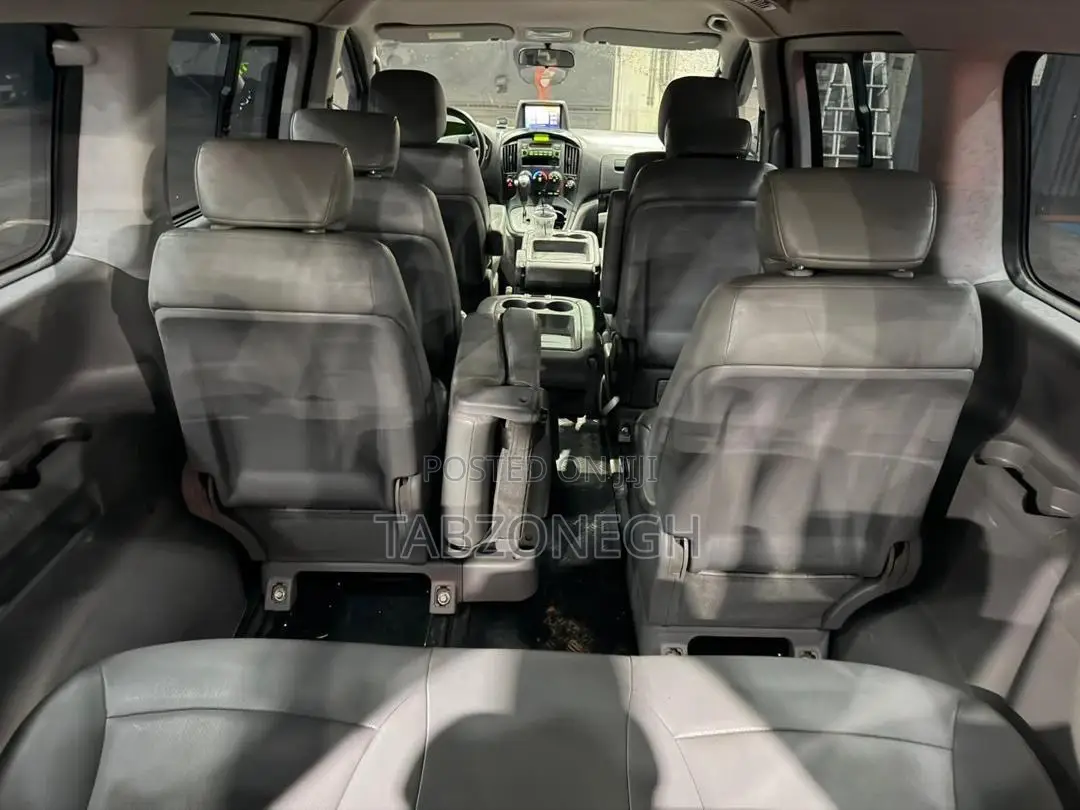 Hyundai H300 2015 Silver