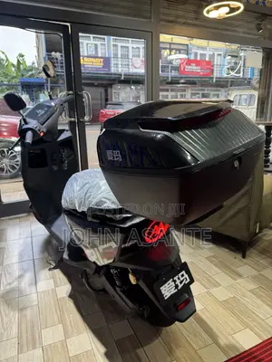 New Yamaha Majesty 2025 Black