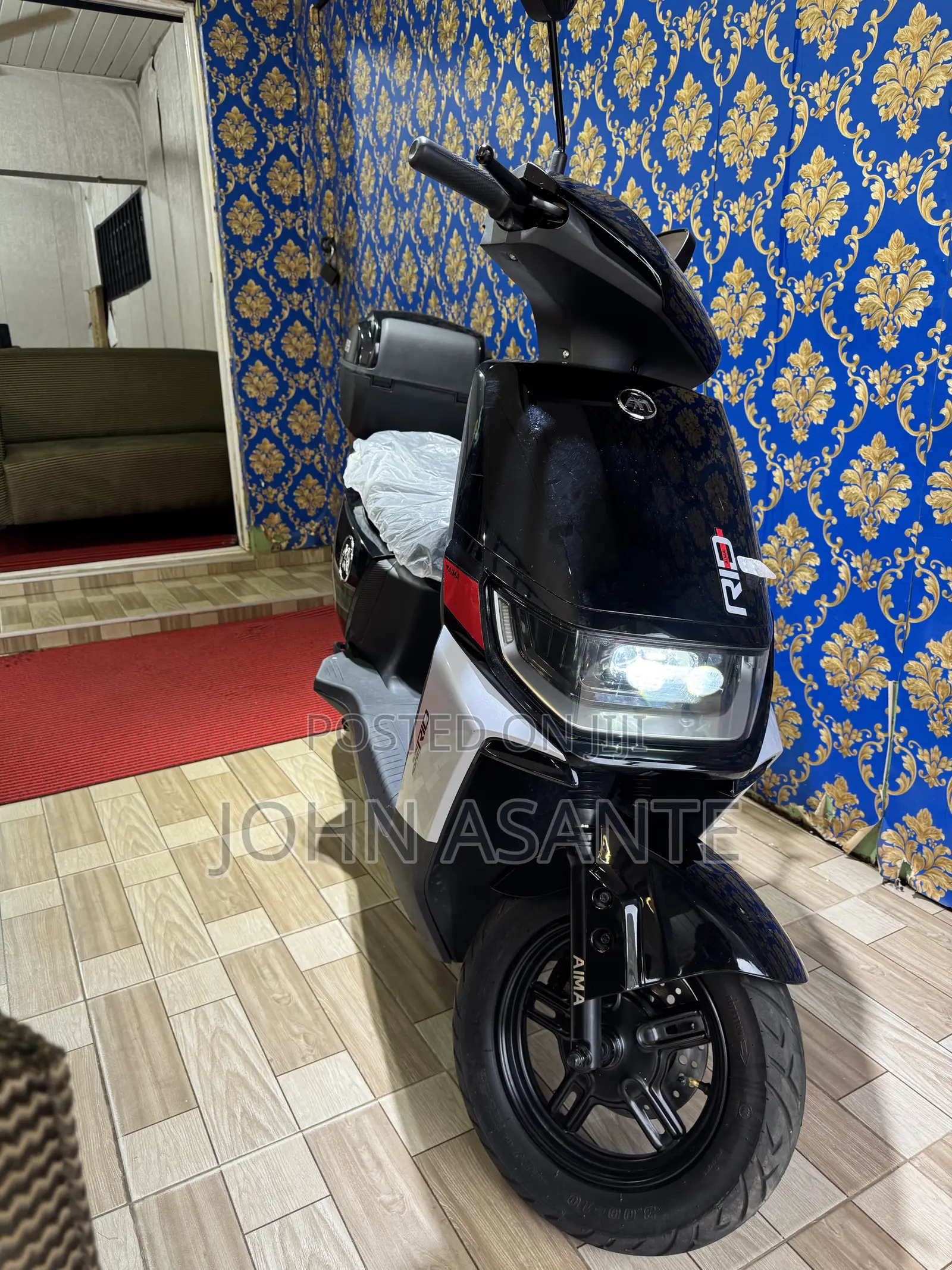 New Yamaha Majesty 2025 Black