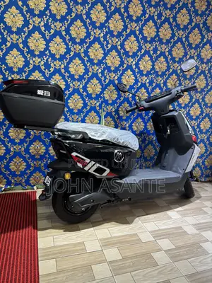 New Yamaha Majesty 2025 Black