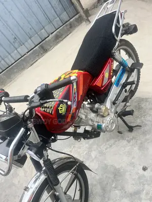 Royal RY125 2025 Red