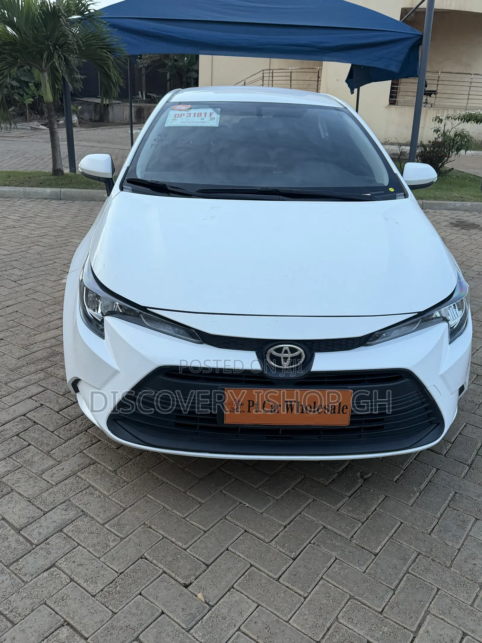 Toyota Corolla SE 2023 White