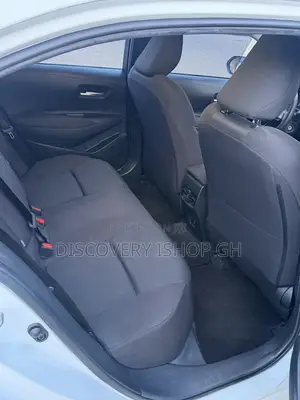 Toyota Corolla SE 2023 White
