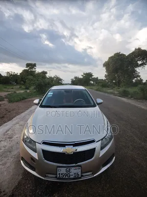 Chevrolet Cruze 2012 Brown