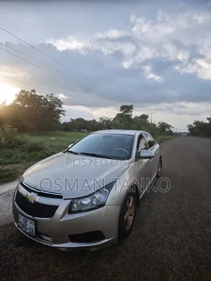 Chevrolet Cruze 2012 Brown