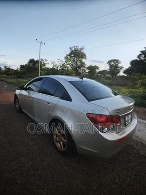 Chevrolet Cruze 2012 Brown