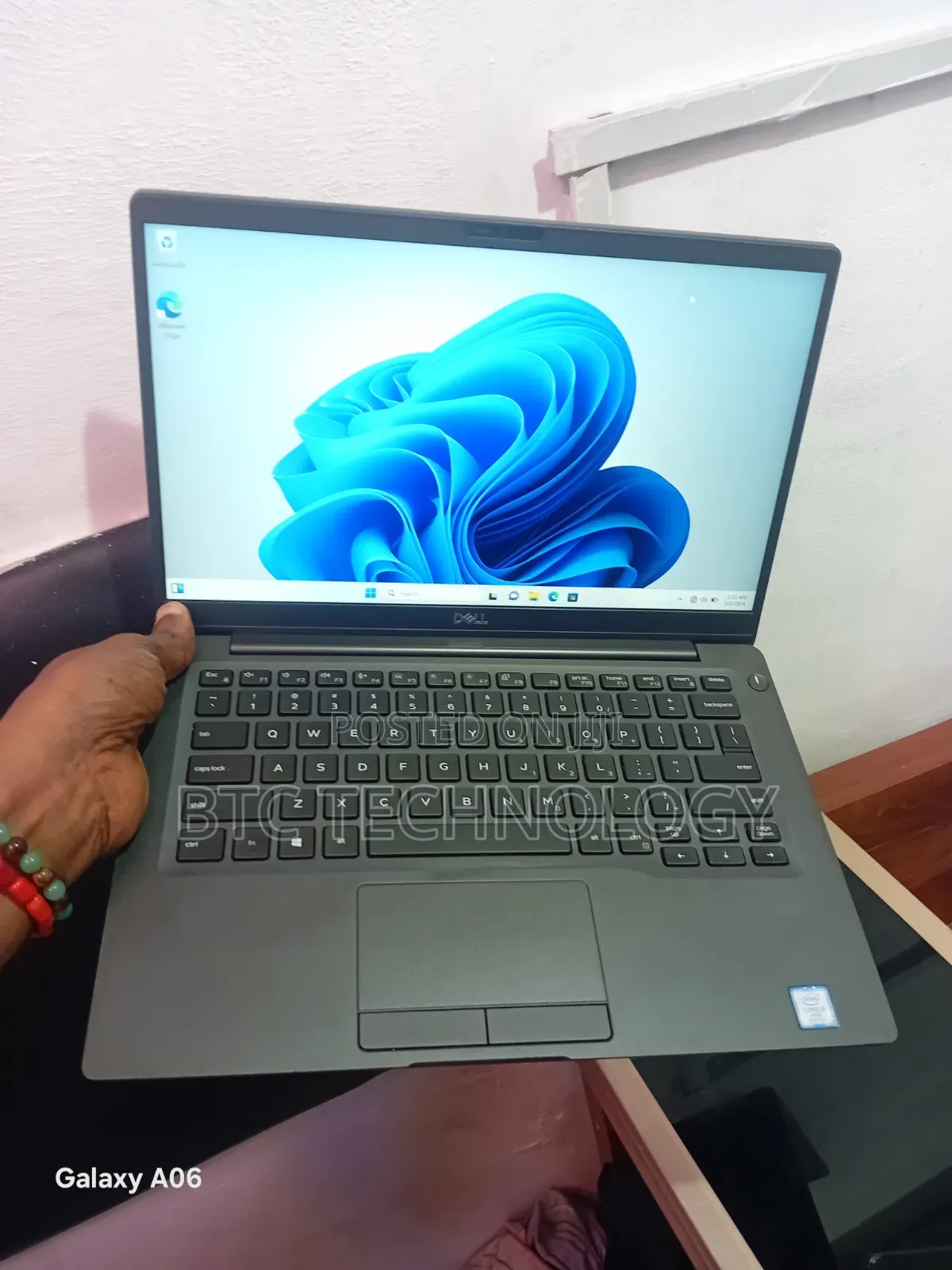 Laptop Dell Latitude 7400 8GB Intel SSD 256GB