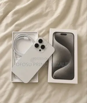 Apple iPhone 15 Pro Max 256 GB Gold