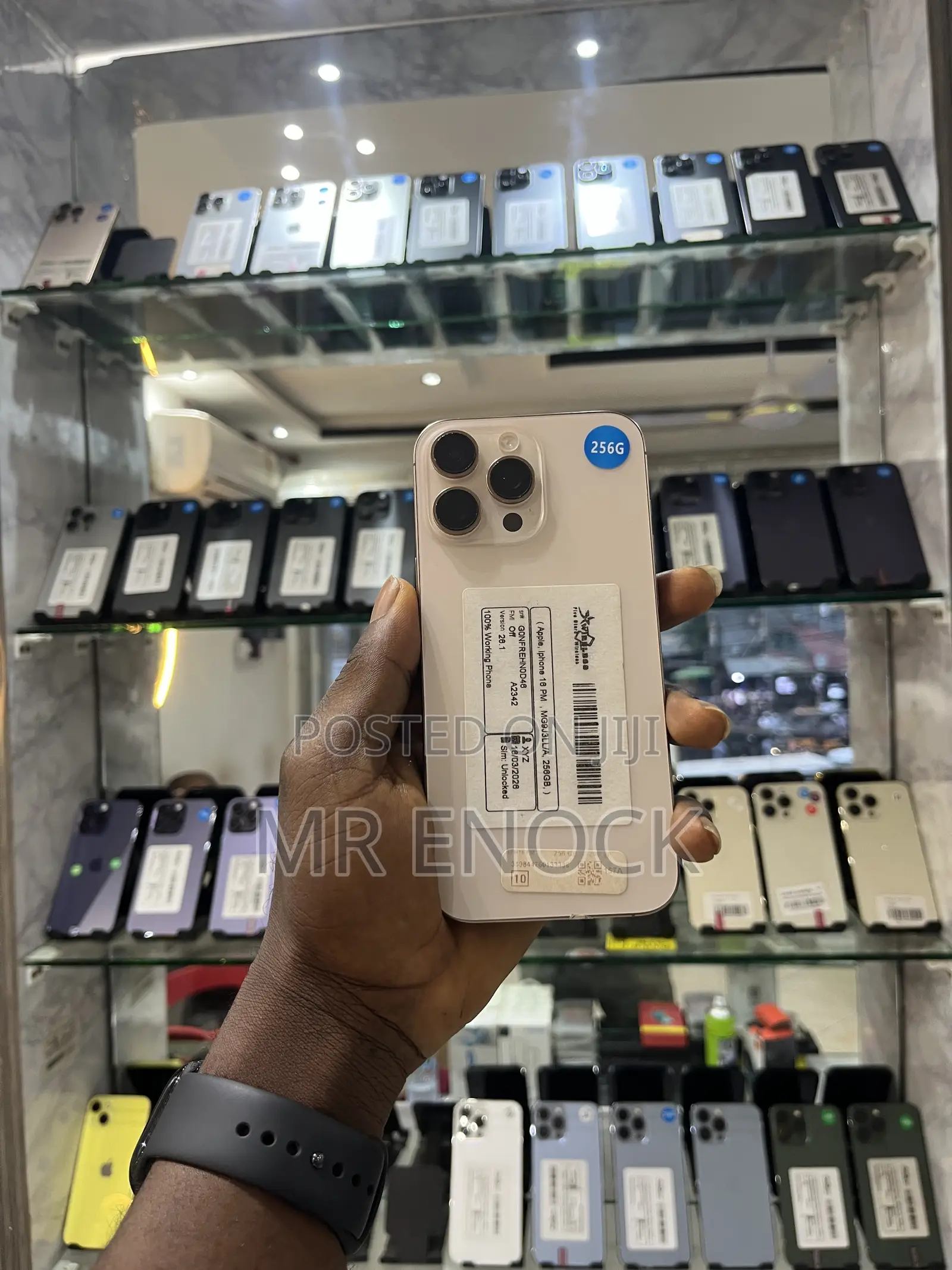 New Apple iPhone 16 Pro Max 256 GB Gold