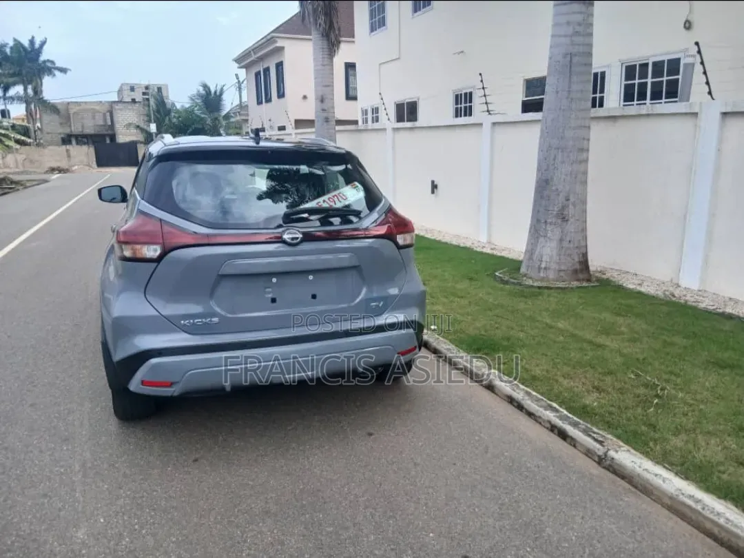 Nissan Kicks 2022 Gray