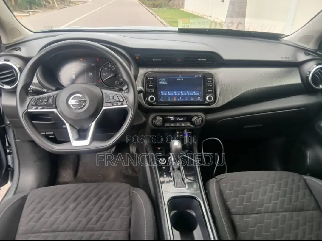 Nissan Kicks 2022 Gray