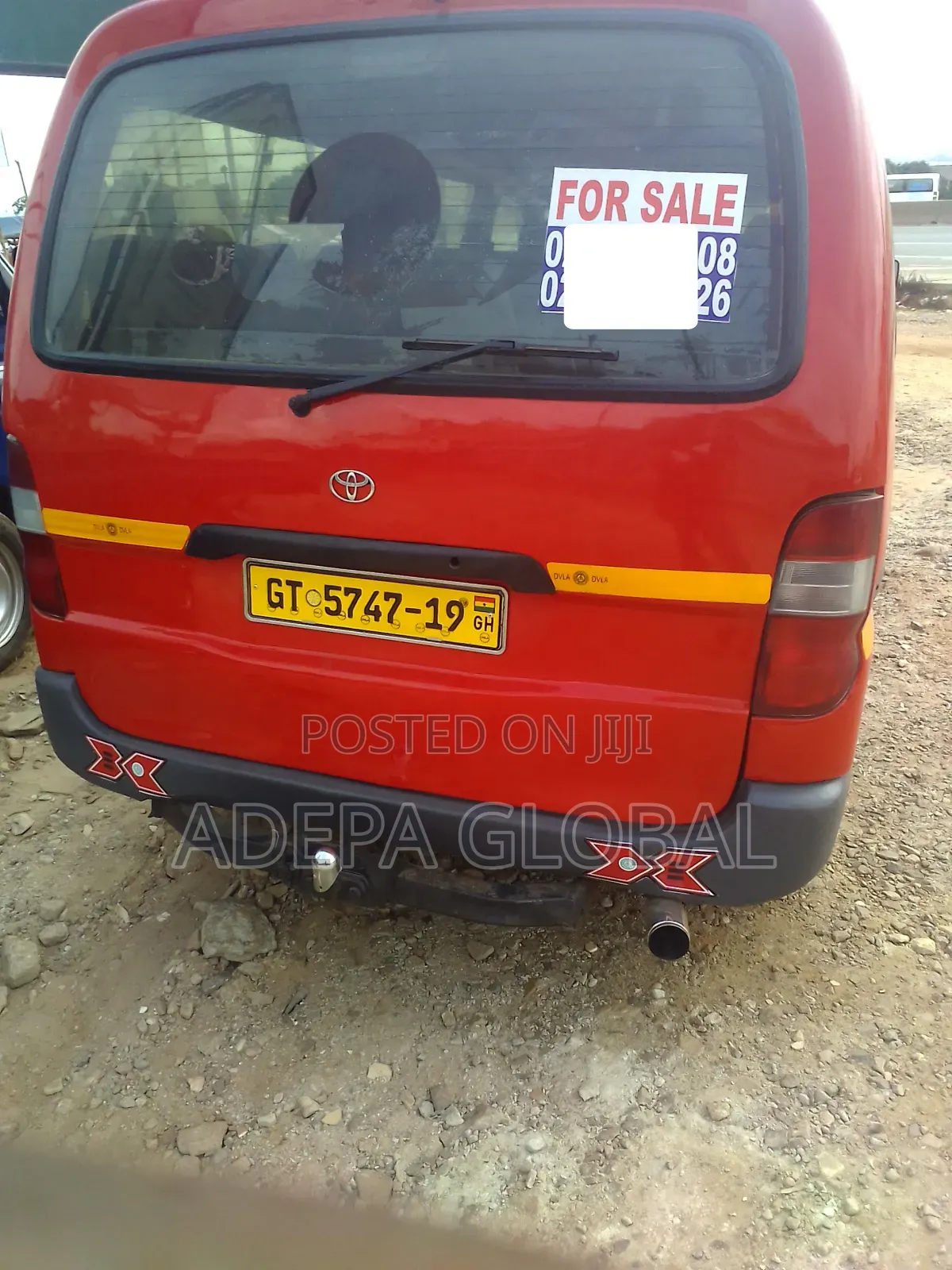 Toyota HiAce 2019 Red
