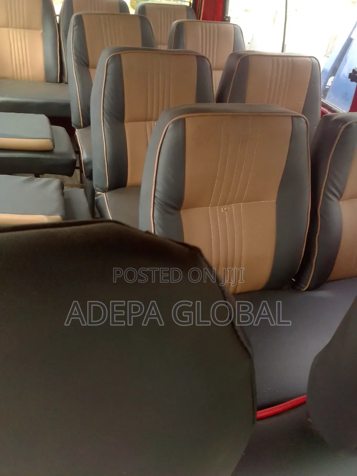 Toyota HiAce 2019 Red