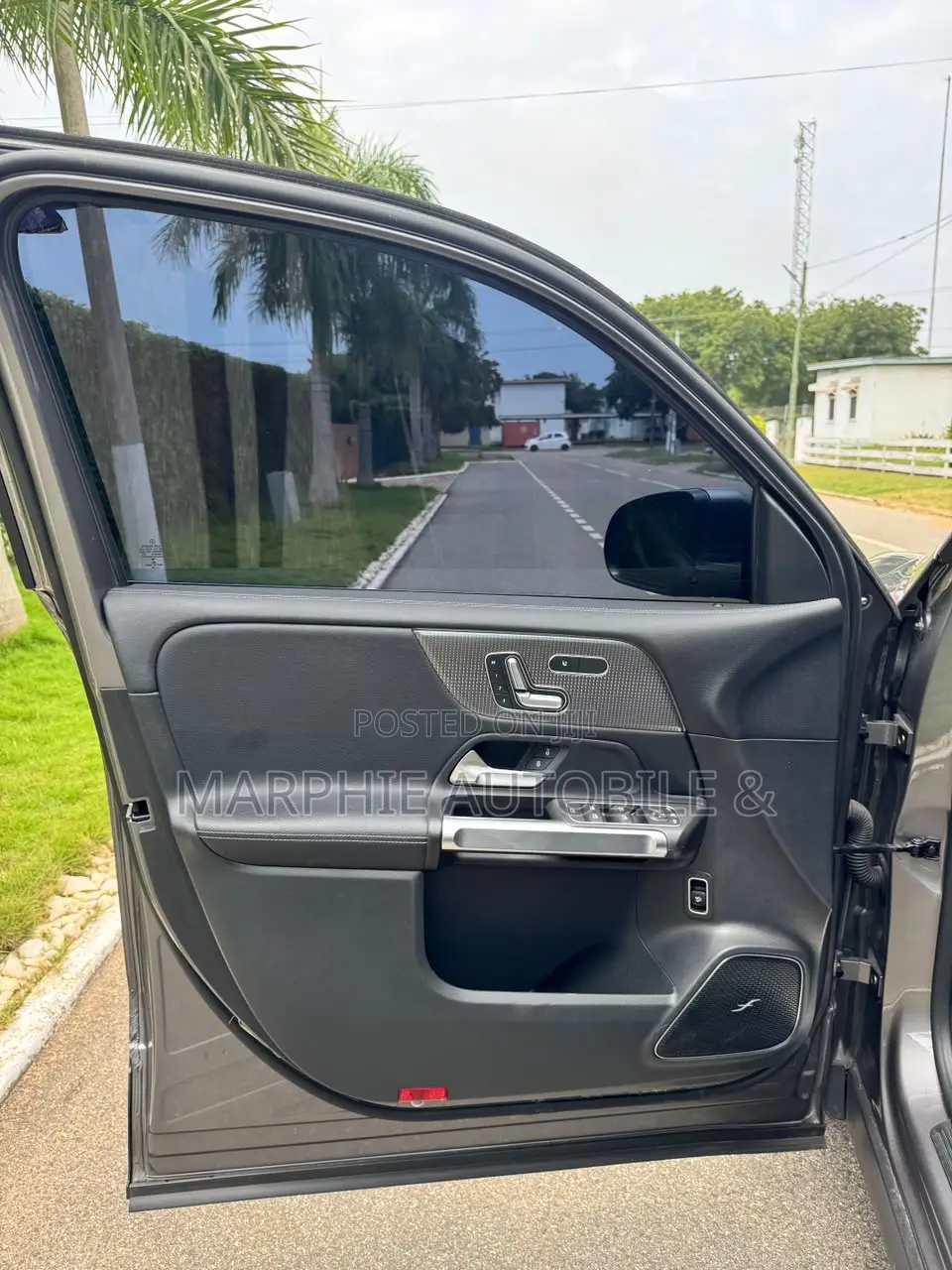 Mercedes-Benz GLB-Class GLB 200 4MATIC 2021 Gray