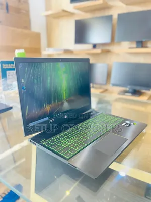 Laptop HP Pavilion 15 16GB Intel Core i5 HDD+SSD 256GB