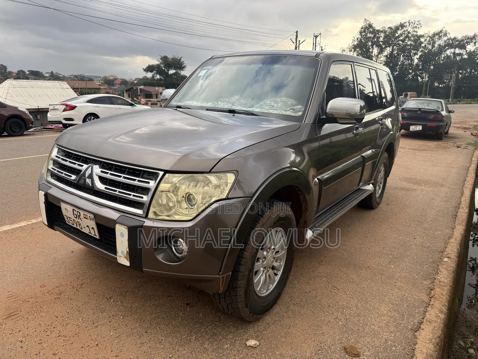 Mitsubishi Pajero 2011 Gray