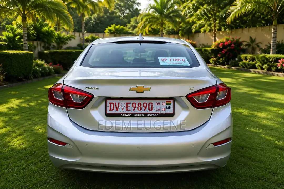 Chevrolet Cruze 2018 Gray