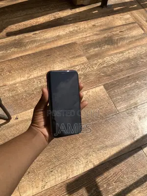 Apple iPhone 11 64 GB Black