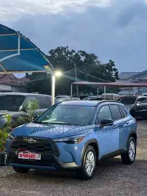 Toyota Corolla Cross LE 2026 Blue