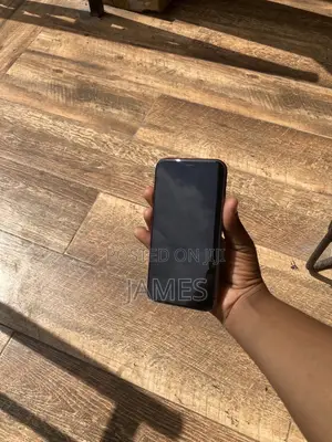 Apple iPhone 11 64 GB Black