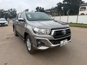 Toyota Hilux 2021 Gray