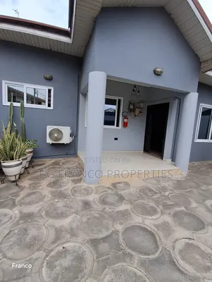 Furnished 2bdrm House in Kg Franco Properties, Baatsona Total for rent