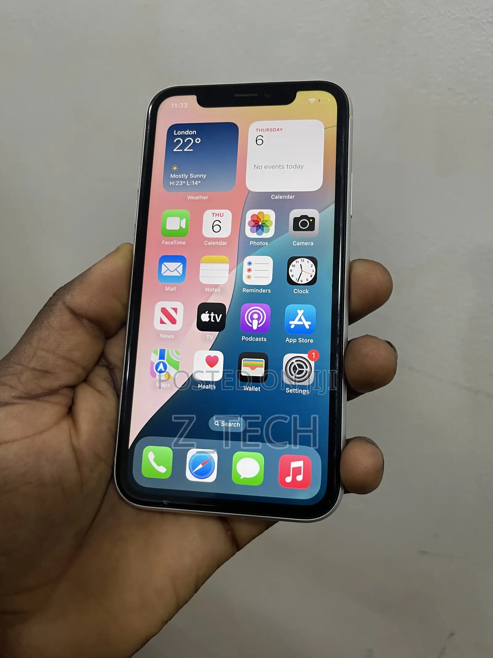 Apple iPhone XR 128 GB White