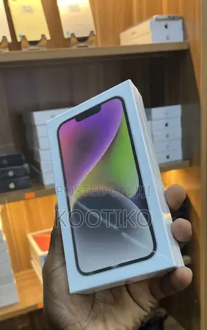 New Apple iPhone 14 128 GB White