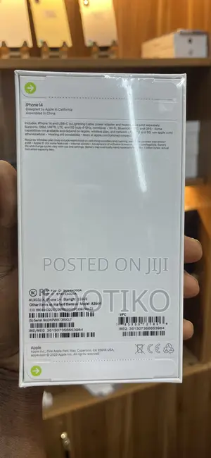 New Apple iPhone 14 128 GB White