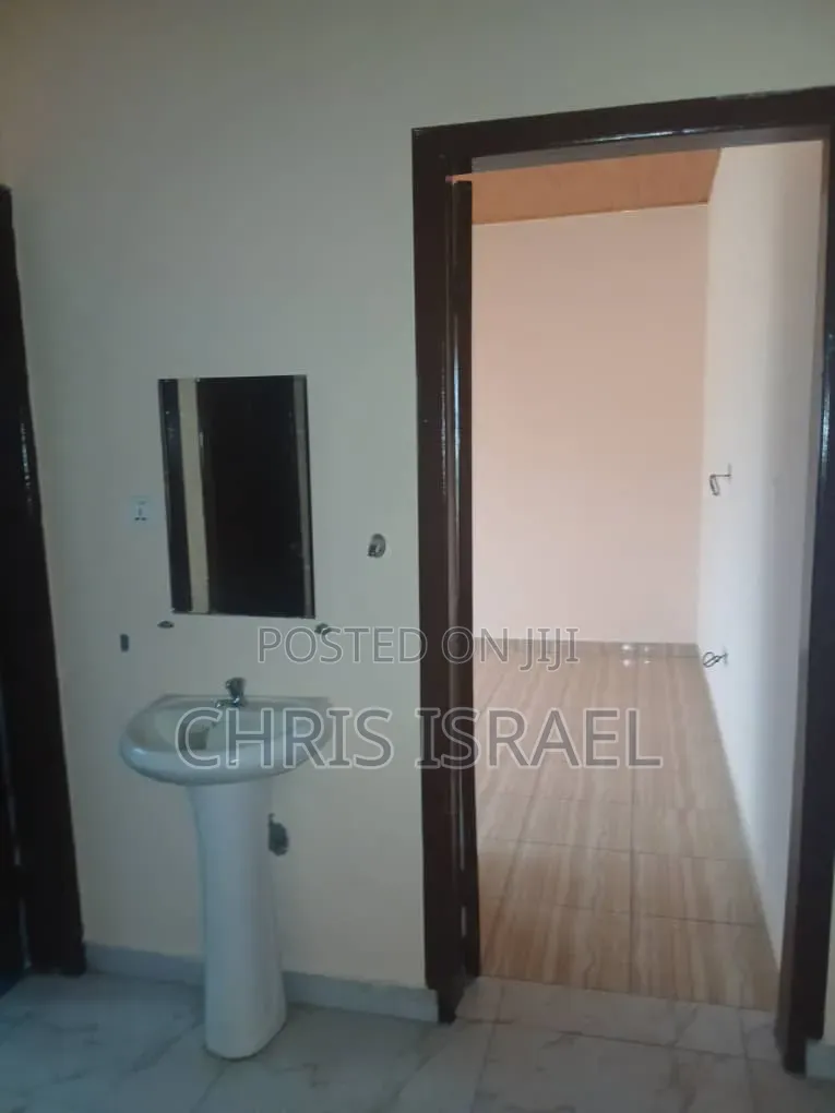 2bdrm Apartment in Oyibi, Pentecost for rent