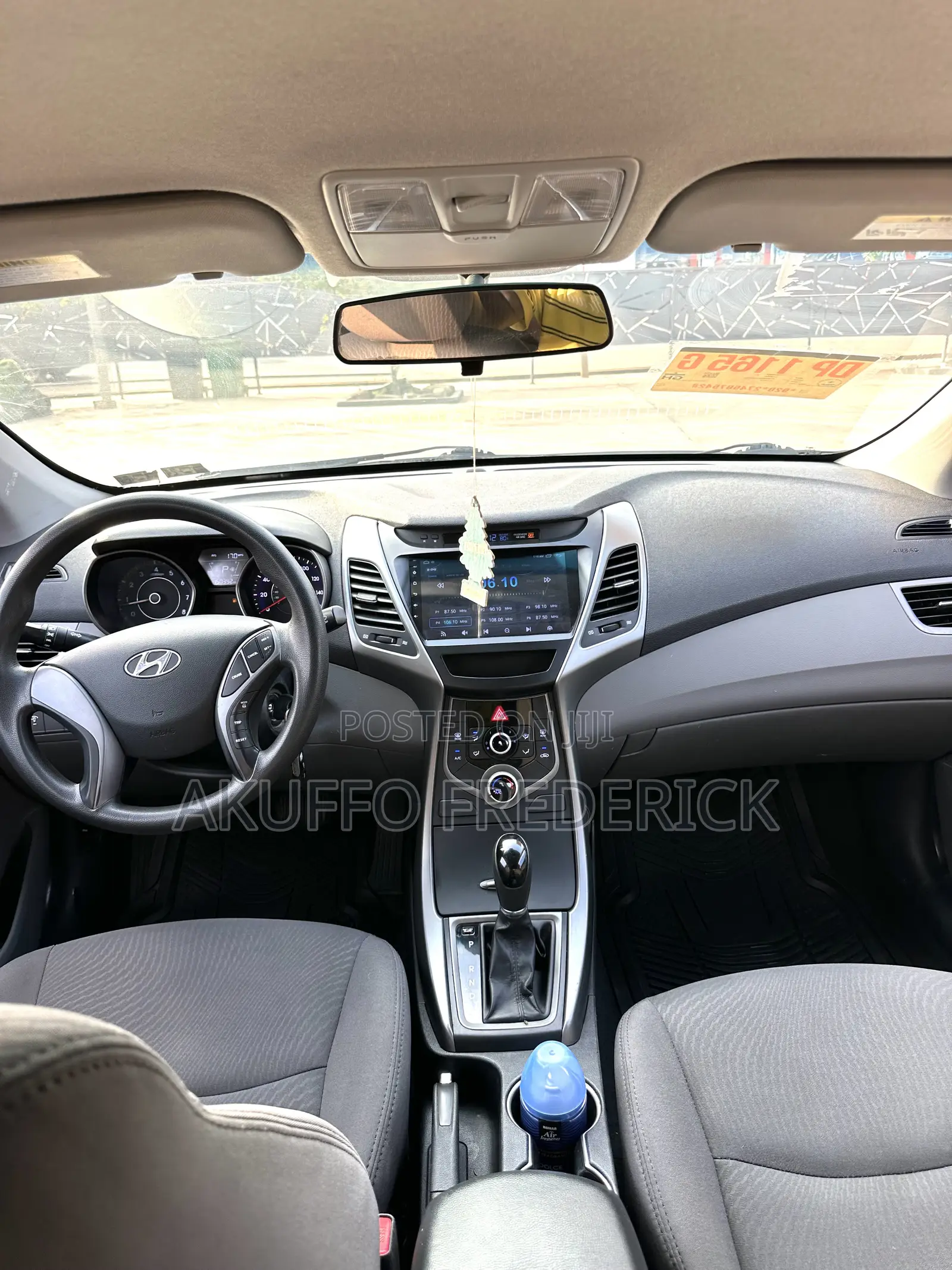 Hyundai Elantra Limited Sedan FWD (1.8L 4cyl 6A) 2016 Silver