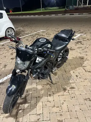 Yamaha 2019 Black