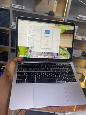 Laptop Apple MacBook Pro 8GB Intel Core i5 SSD 128GB