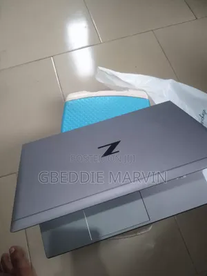 Laptop HP ZBook Firefly 14 G7 8GB Intel Core i5 SSD 256GB