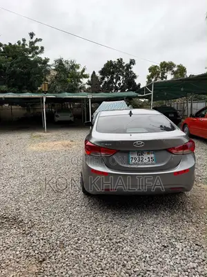 Hyundai Elantra Limited Sedan FWD (1.8L 4cyl 6A) 2013 Gray