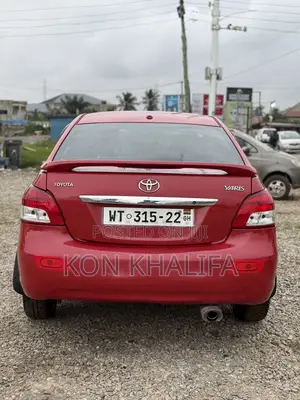 Toyota Yaris 2010 Red