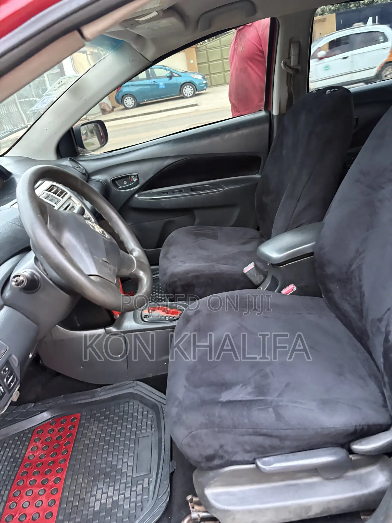 Toyota Yaris 2010 Red