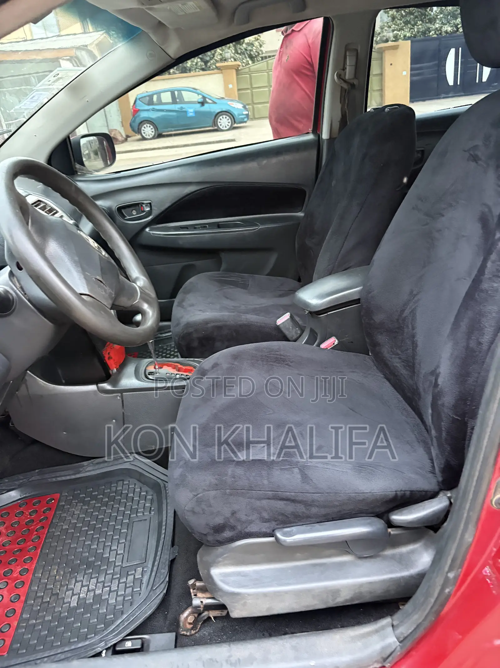 Toyota Yaris 2010 Red