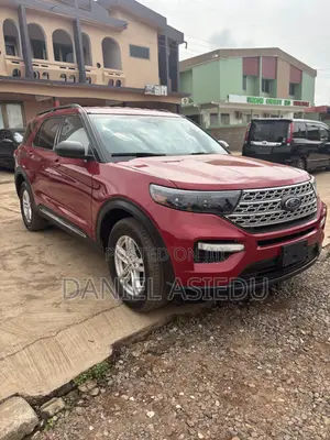 Ford Explorer XLT 4x4 2020 Red