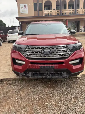 Ford Explorer XLT 4x4 2020 Red