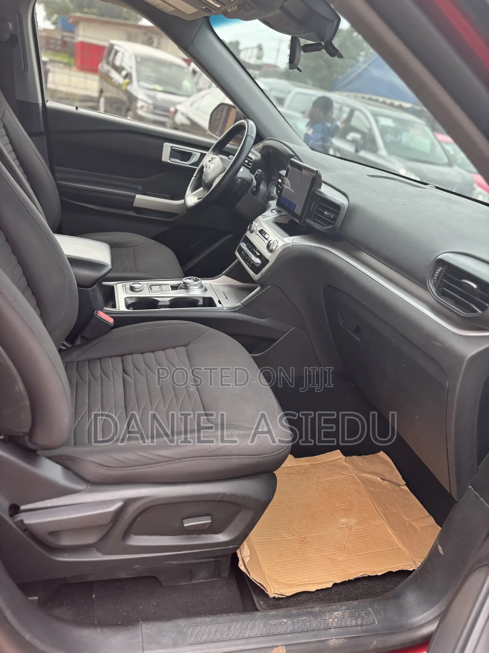 Ford Explorer XLT 4x4 2020 Red