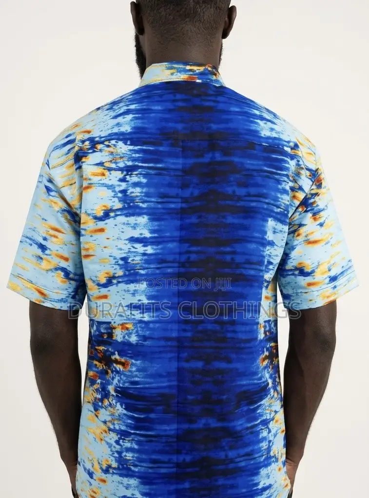 Men’s Blue Ocean Ripple Abstract Batik Short-Sleeve Shirt