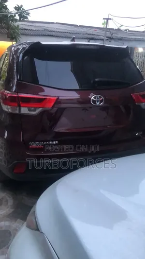 Toyota Highlander XLE 2019