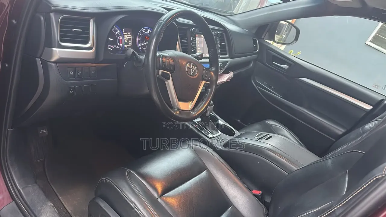Toyota Highlander XLE 2019